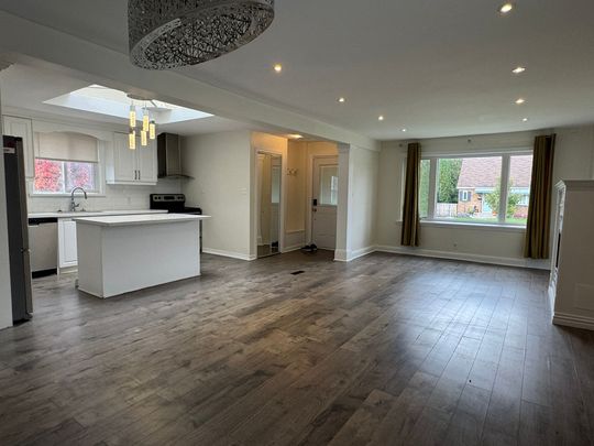 For Lease - 97 Central Park Boulevard Unit# Upper, Oshawa, Ontario - Photo 1