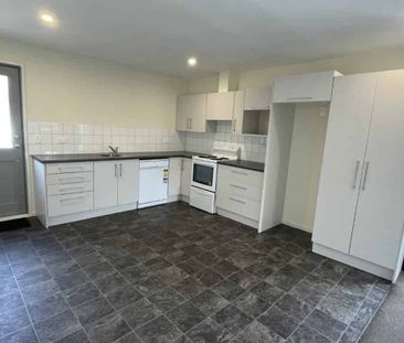 Gloucester awaits!! - Photo 1