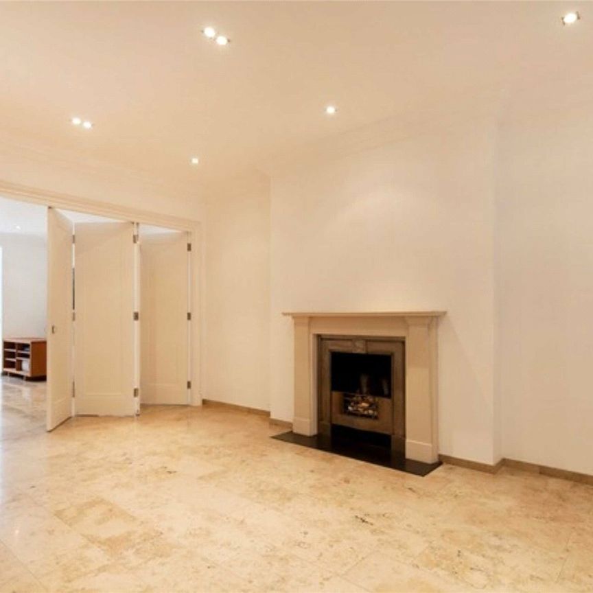 Hamilton Terrace, St Johns Wood, London, NW8 9RE - Photo 1