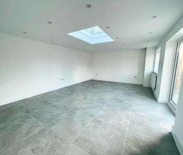 Knighton Way Lane, New Denham, UB9 - Photo 3