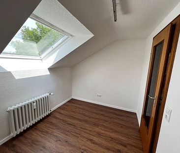 Komplett sanierte und renovierte 1,5-Zimmer-DG-Wohnung an Einzelperson zu vermieten - Foto 5