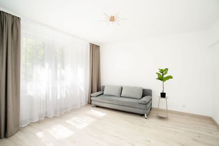 Po remoncie, osobna kuchnia, możliwość doposażenia 55 m² - Photo 2