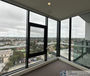 Welcome to THE LONSDALE - Photo 6