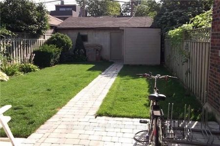 For Lease - 111 Lippincott Street Unit# Lower, Toronto, Ontario - Photo 2