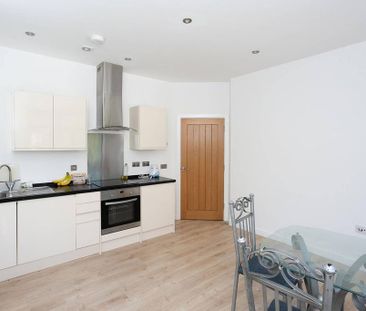 1 bedroom flat to rent - Photo 6