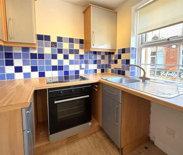 1 bedroom flat to rent - Photo 6