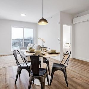 4 1/2 - Montréal (La Petite-Patrie) - 2 475 $/mois - Photo 2