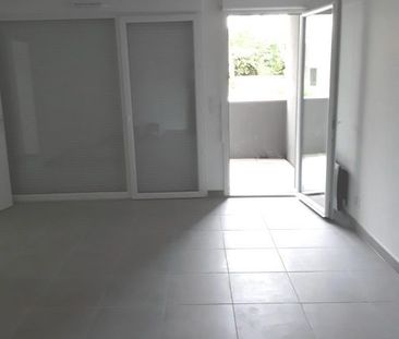 T4 AVEC BALCON ET PARKING - Photo 4