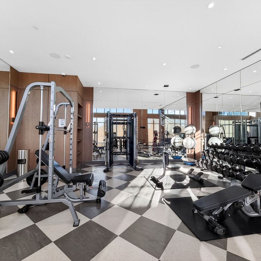 For Lease - 30 Inn On The Park Drive Unit# 802, Toronto, Ontario - Photo 1