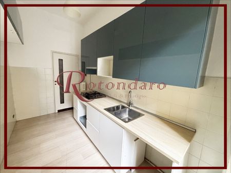 Affitto Residenziale - Milano Centro Storico - Via Giosuè Carducci - Photo 5