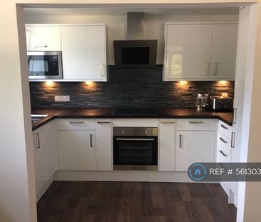 2 bedroom flat to rent - Photo 4
