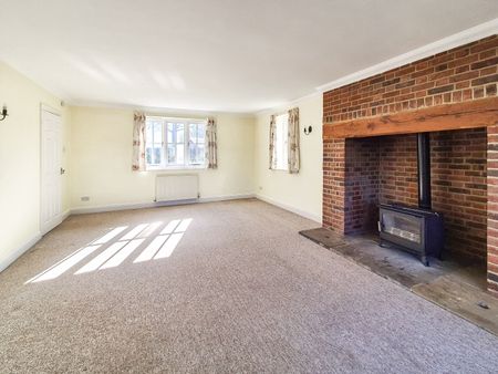 Braintree Road, CM7, Braintree - Photo 4