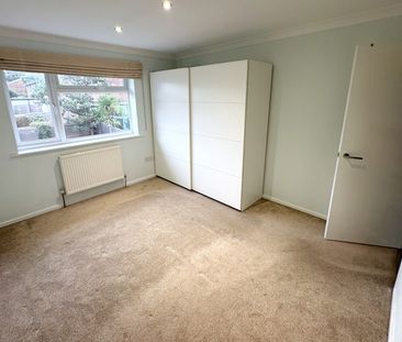 Brookhurst Road, Addlestone, Surrey, KT15 - Photo 4