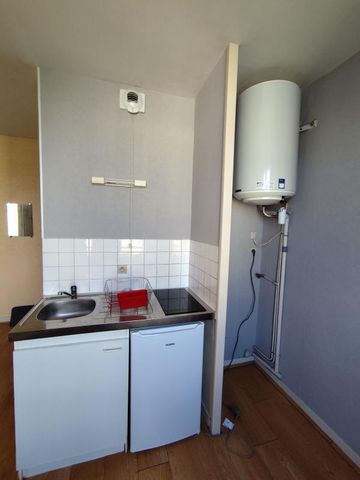 Location Appartement 1 pièce 20m² BREST 29200 - Photo 4