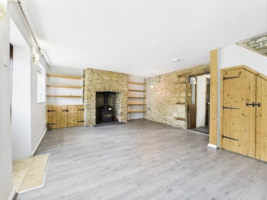 2 bedroom terraced house to rent - Photo 1