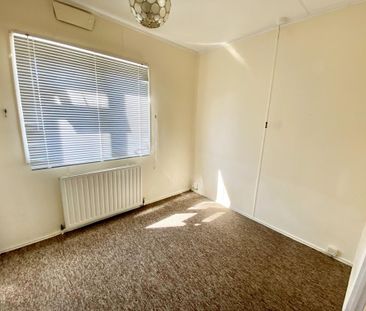 1 bedroom park home to rent - Photo 3
