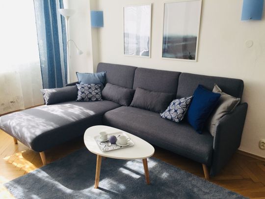 Pronájem bytu 2+1 • 46 m² bez realitkyulice Kloboučnická, Praha - Nusle - Fotografie 1