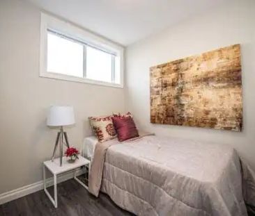 East 1 - Keller Avenue Duplex — 2 Bedroom Lower Suite - Photo 4