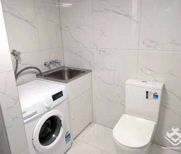 2Bed 2Bath UF Renovated Budds Beach - Photo 3