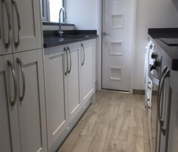 1 bedroom Flat To Let - Photo 4