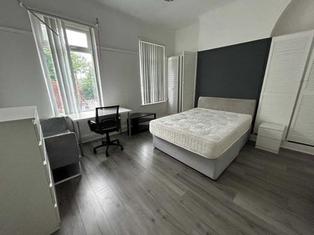 5 bedroom apartment to rent - Photo 5