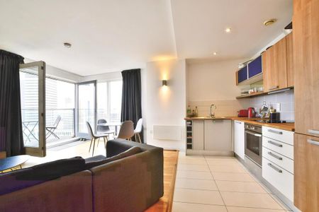 2 bedroom flat to rent - Photo 5