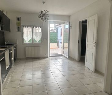 Location Appartement P2 rénové(e) Marseille 13ème - Photo 3