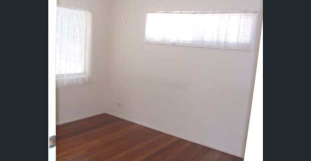 PEACEFUL COASTAL LIVING IN LEAFY CURRUMBIN - Photo 1