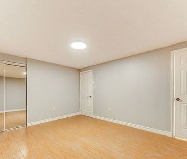 For Lease - 31 Corbett Drive, Barrie, Ontario - Photo 6