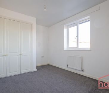 4 bedroom townhouse to rent - Photo 3