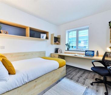 1 bedroom in a flat share to rent - Photo 6