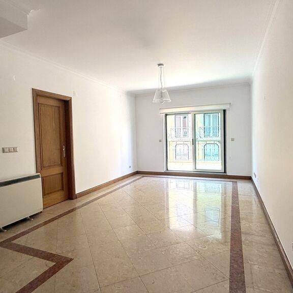 Apartamento T2 em Lisboa - Foto 1