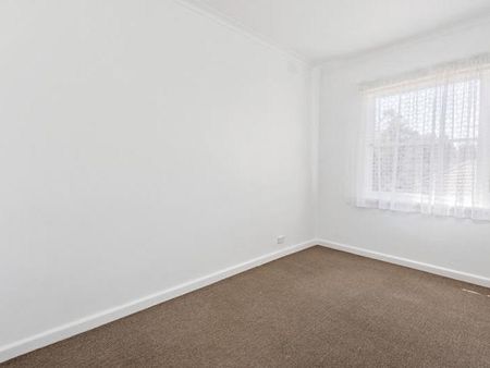 3/82 Studley Road, Ivanhoe - Photo 3