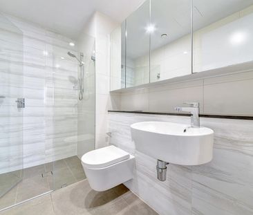 Sundrenched two bedroom apartment in Zetland! - Photo 5