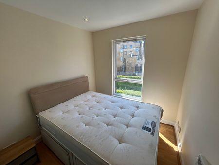 3 Bed Flat, Kempton Court, E1 - Photo 3