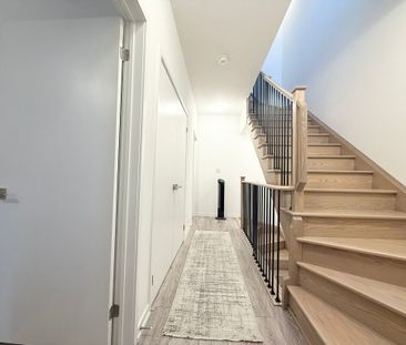 For Lease - 24 Lytham Green Circle Unit# 4, Newmarket, Ontario - Photo 5