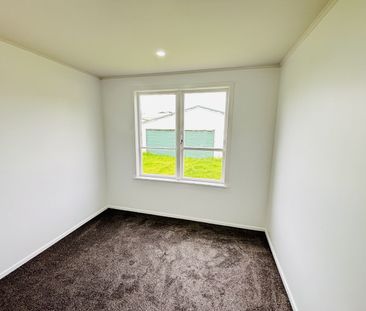 MANUREWA, 3 BEDROOMS - Photo 1