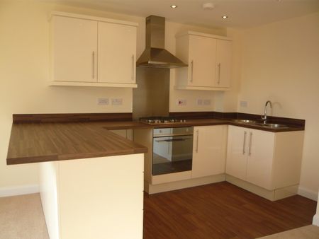 £975 PCM - Photo 4