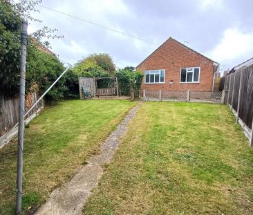 3 bedroom bungalow to rent - Photo 2