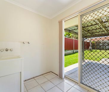 Stunning 4-Bedroom Family Home in Crestmead - Photo 1