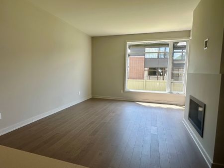 For Lease - 168 UNISON Street, Blossom Park - Airport and Area, Ontario - Photo 2