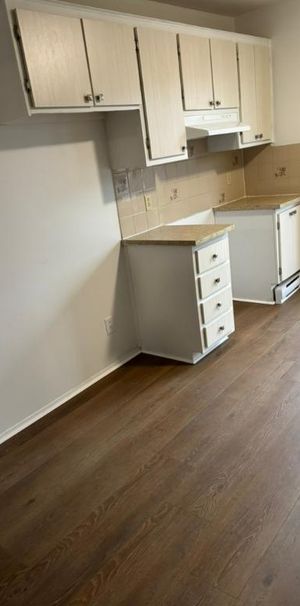 Beau 41/2 à Laval 5 minutes du métro - Photo 1