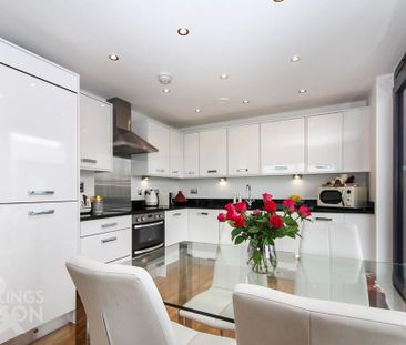 2 bedroom duplex to rent - Photo 2