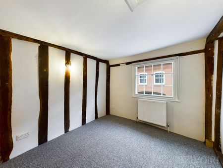 Semi-detached house to rent on - Photo 5