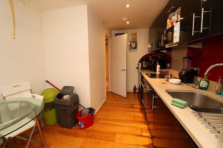 Room in a Shared House, Dovecote House, SE16 - Photo 3