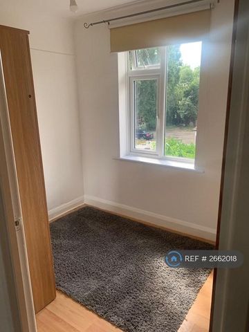 2 bedroom maisonette to rent - Photo 4