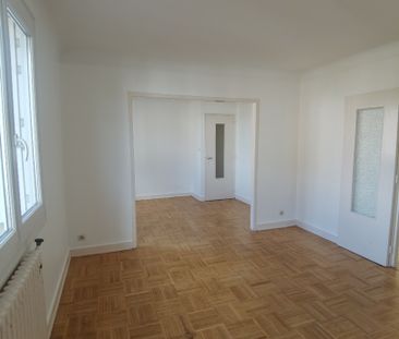 Location Appartement 5 pièces 71m² RENNES 35000 - Photo 3