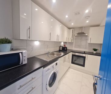 Studio Flat, Rock St, N4 - Photo 5