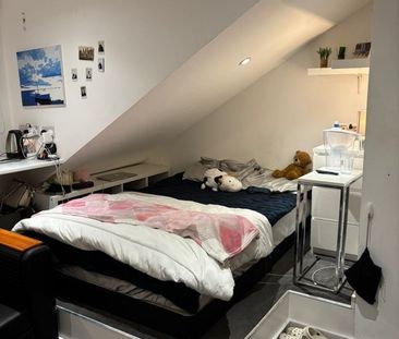 Room in a Shared House, London, NW2 - Photo 2