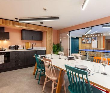 1 bedroom in a flat share to rent - Photo 6